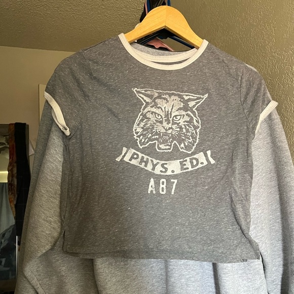 Y2K Phys-Ed crop top - Picture 1 of 2